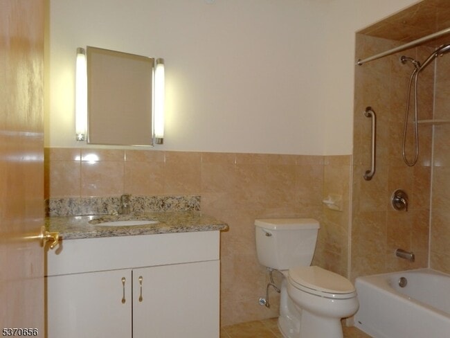 Building Photo - 59 Jane Dr