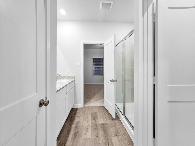 Building Photo - 10759 Red Flagstone Dr