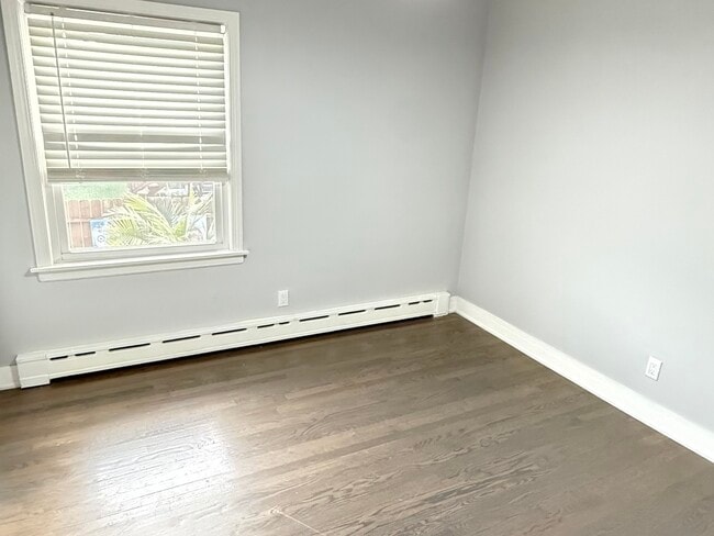 Building Photo - 4201 W 55th St
