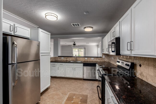 Building Photo - 28635 N Opal Ct