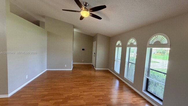 Building Photo - 11540 NW 27th Ct