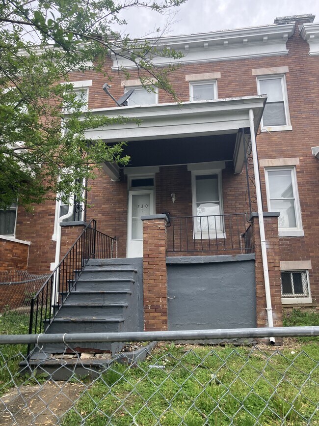 Building Photo - 730 Linnard St
