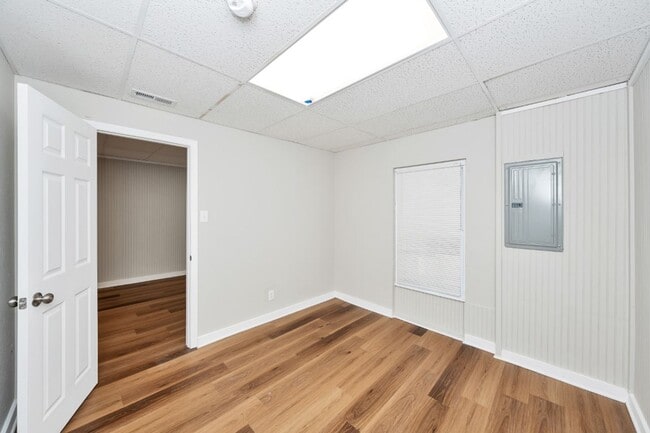 Building Photo - Irondale 4BR / 2BA Home – A Must See!