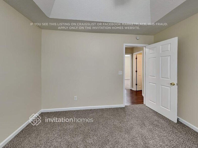 Building Photo - 306 Brookside Dr