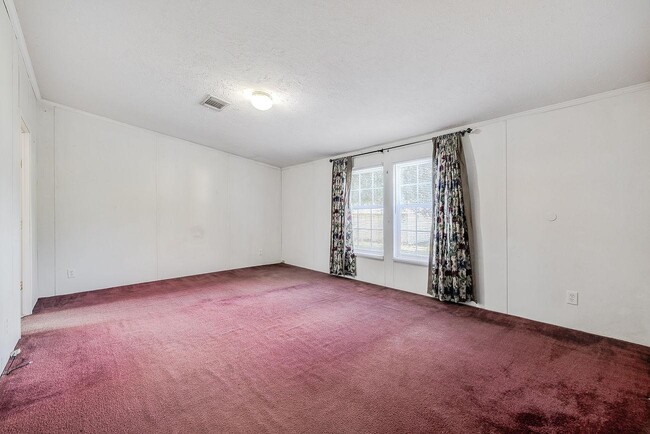 Building Photo - 1055 Low Ground Rd