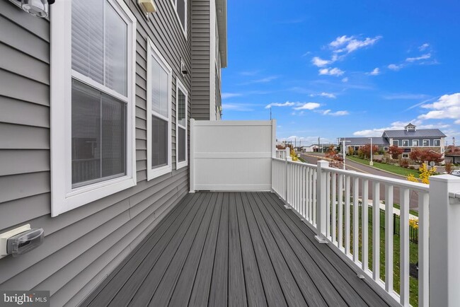 Building Photo - 105 Higher Rock Ct