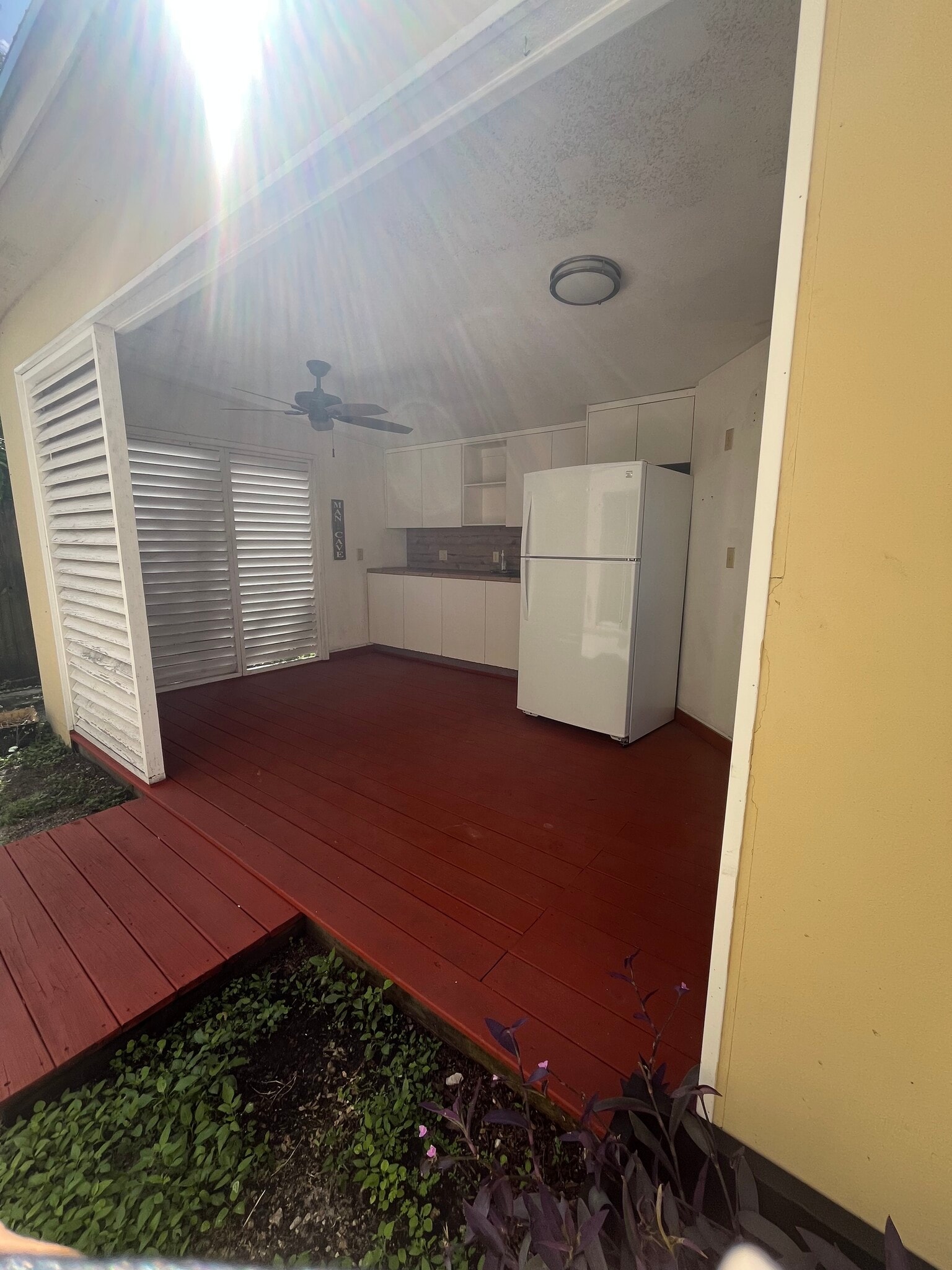 Outside deck - 812 NW 22nd Pl