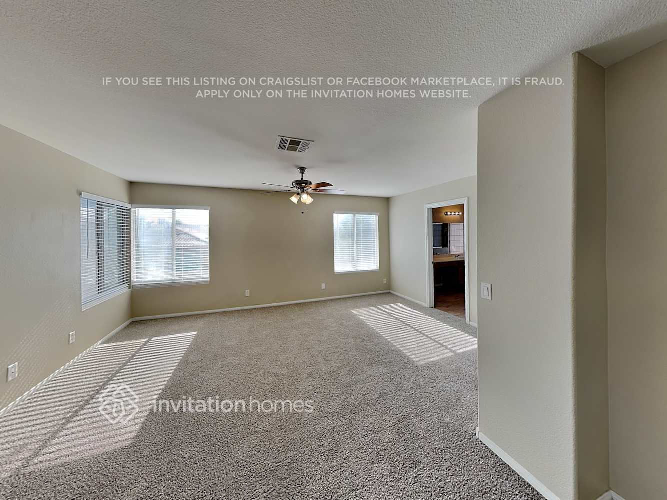 Building Photo - 9425 Deer Lodge Ln