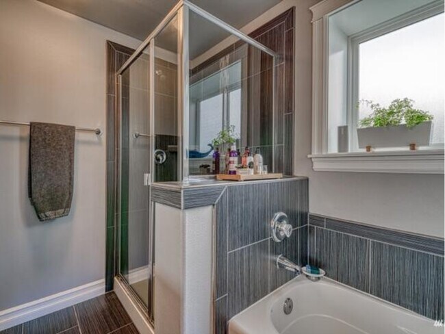 Building Photo - 6554 Hunt Highlands Loop