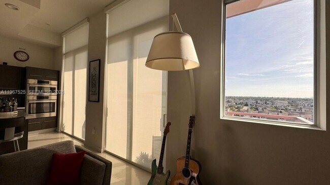 Building Photo - 7875 NW 107th Ave