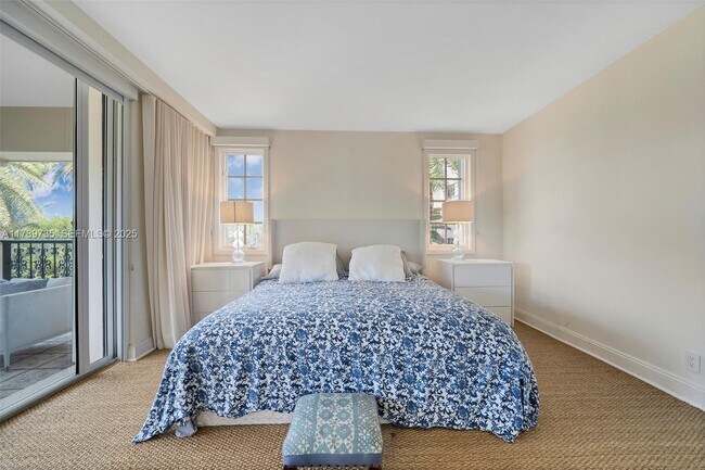 Building Photo - 19237 Fisher Island Dr