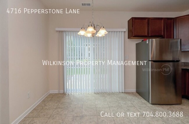 Building Photo - 4716 Pepperstone Ln