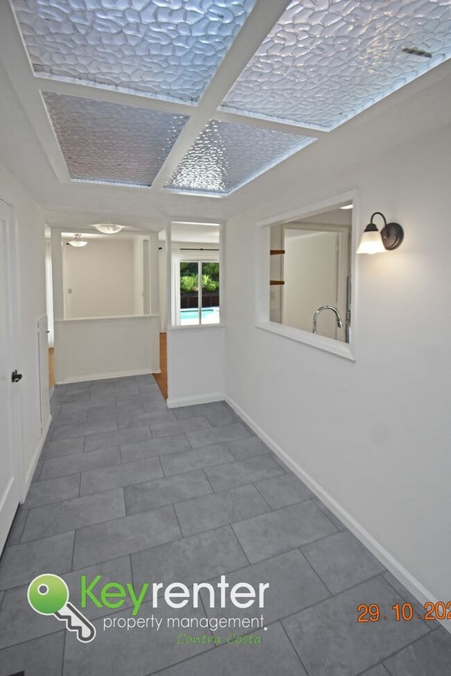 Building Photo - Welcome to Your Lafayette Retreat — Where ...