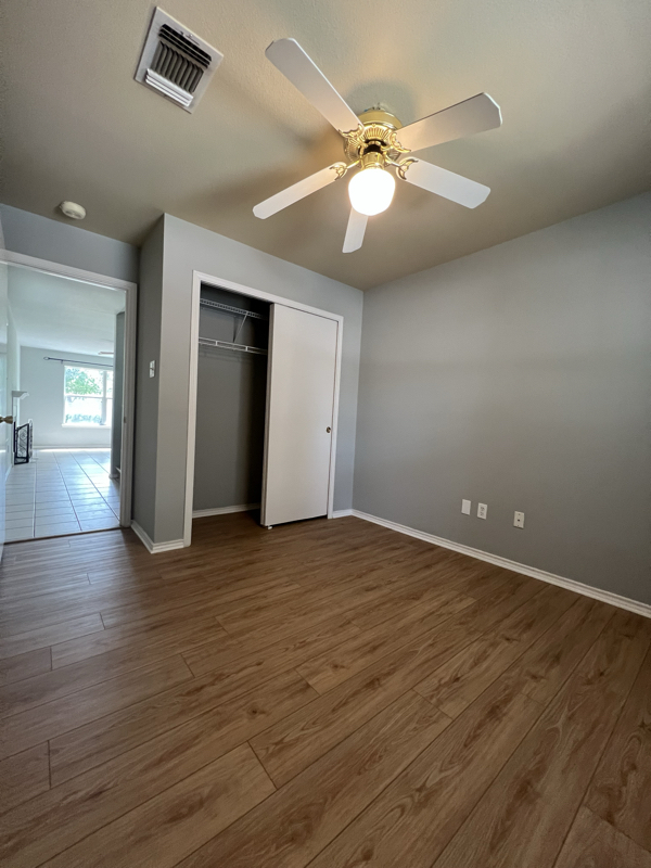 Building Photo - 8011 Rustic Park