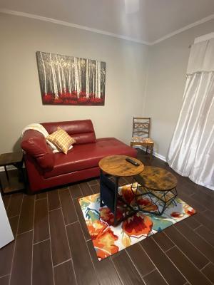 Building Photo - 14 Whitman St