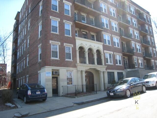 Building Photo - 28 Quint Ave