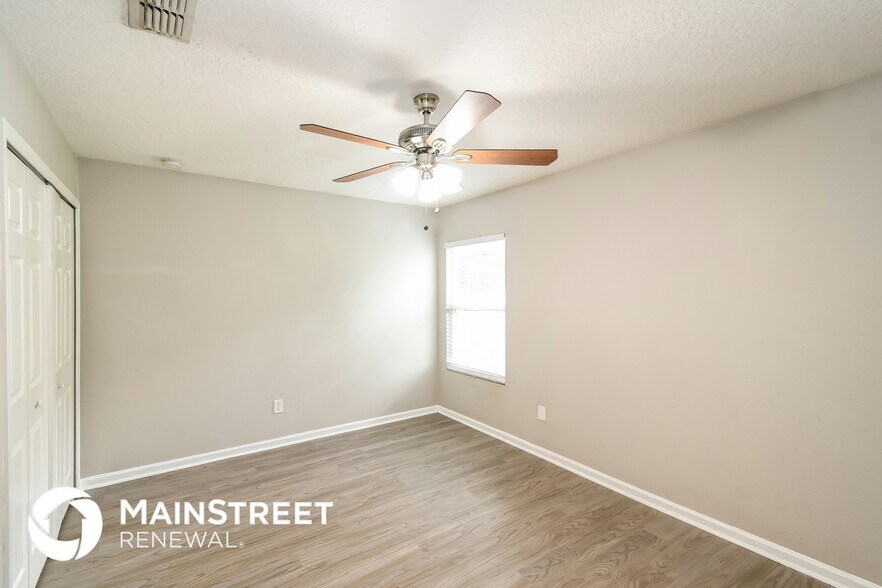 Building Photo - 9941 Rose Creek Ct