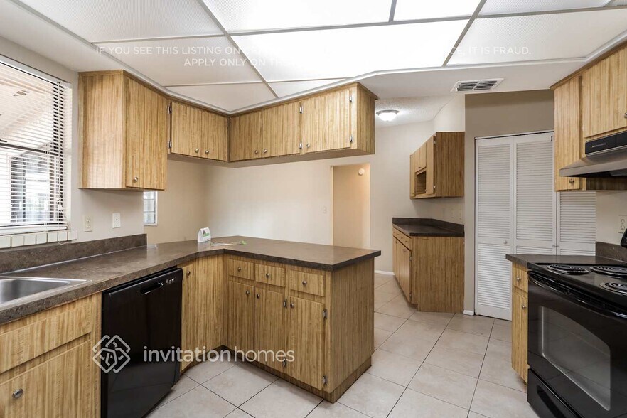 Building Photo - 1711 Dove Field Pl