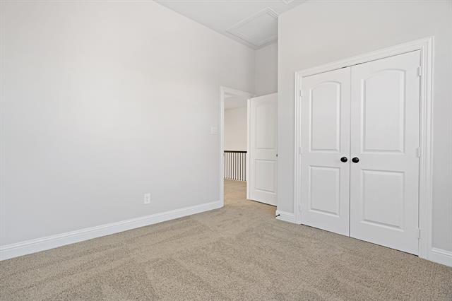 Building Photo - 124 Spanish Bluebell Dr