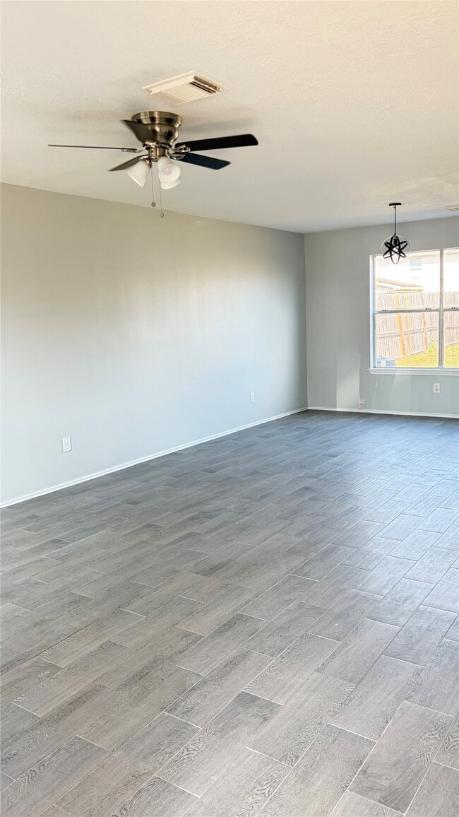 Building Photo - 4115 Geronimo Lake Dr