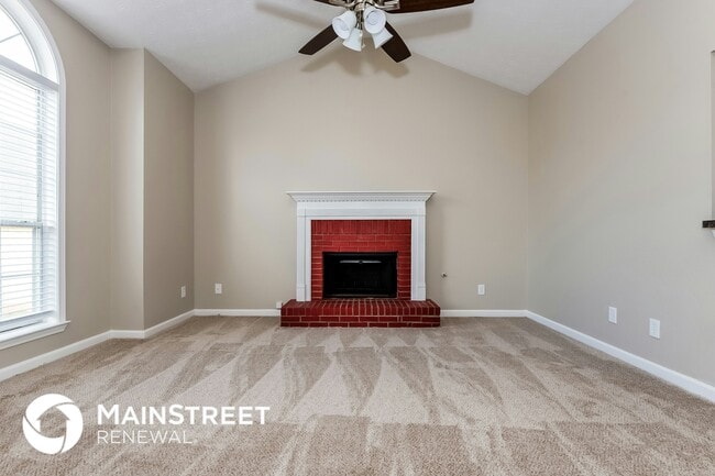 Building Photo - 6584 Planters Ct