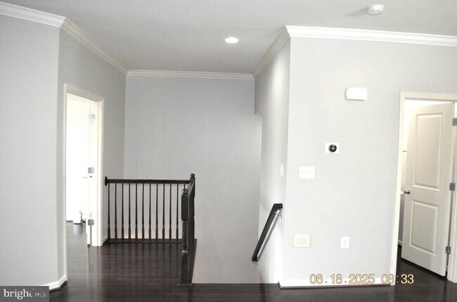 Building Photo - 23671 Sailfish Square