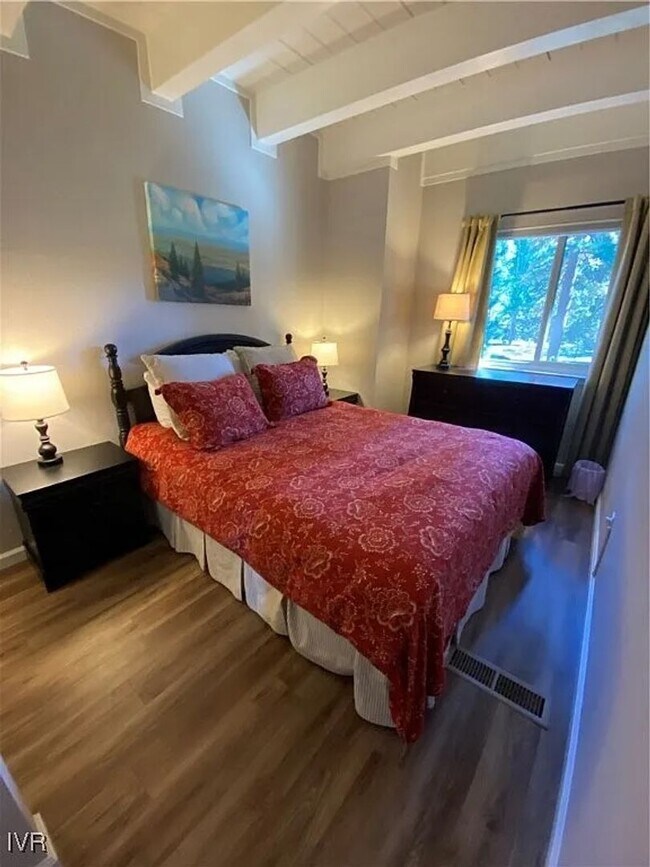 Building Photo - High Sierra