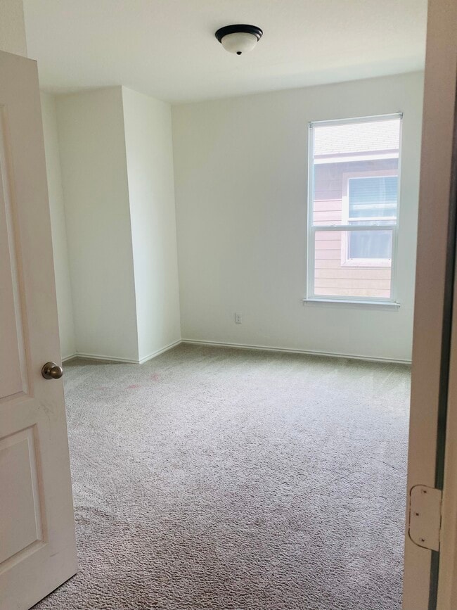 Building Photo - 2036 Brandywine Dr