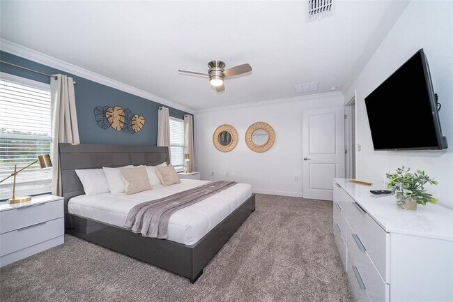 Building Photo - 2990 Protagonist St