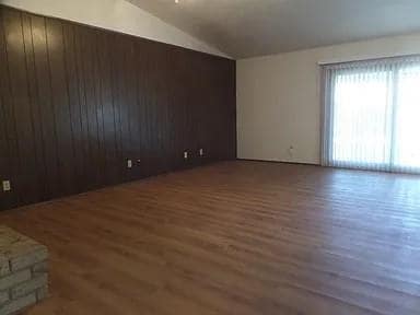 Building Photo - 11015 Wallbrook Dr