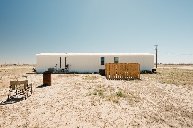 Building Photo - 13507 W County Rd 171