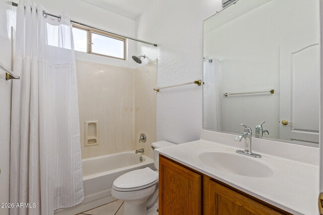 Building Photo - 6211 W Wickieup Ln