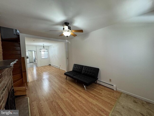 Building Photo - 1008 Stiles St