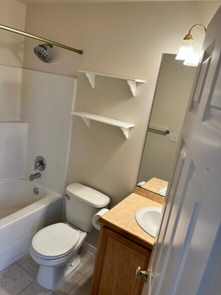 Building Photo - 312 G St SW