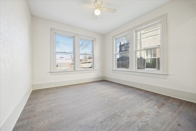 Building Photo - 1632 Hawthorne St