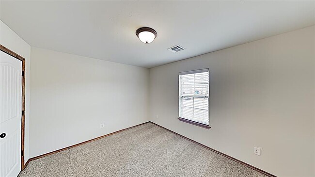 Building Photo - 3501 Shutter Ridge Dr