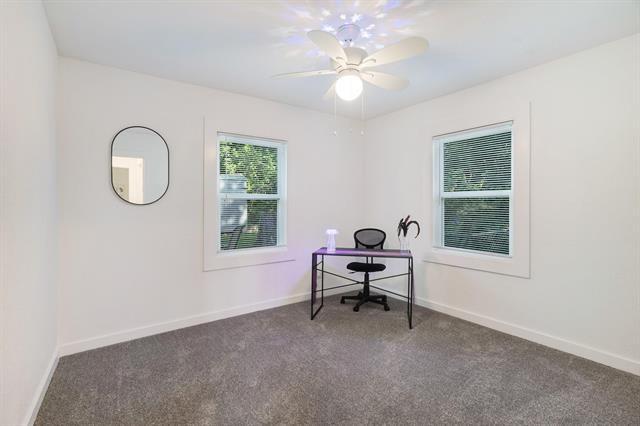 Building Photo - 660 16th NE