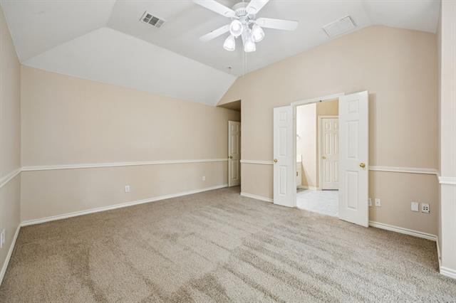 Building Photo - 1009 Spanish Oak Dr