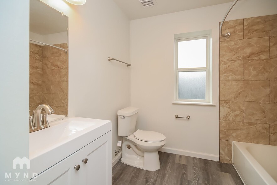 Building Photo - 4334 Egret Dr