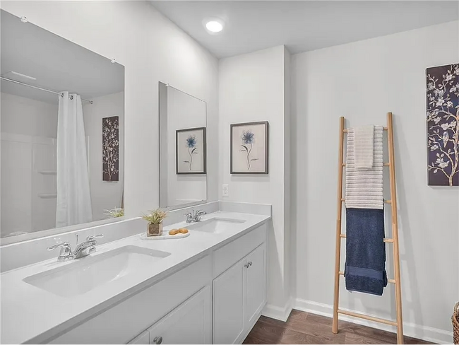 Building Photo - 15 Cedar Creek Ln