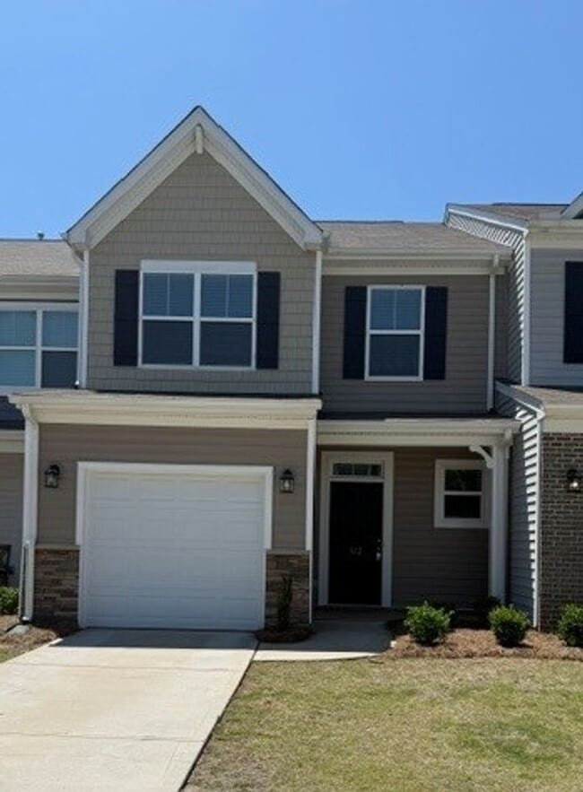 Building Photo - 112 Arbor Trl