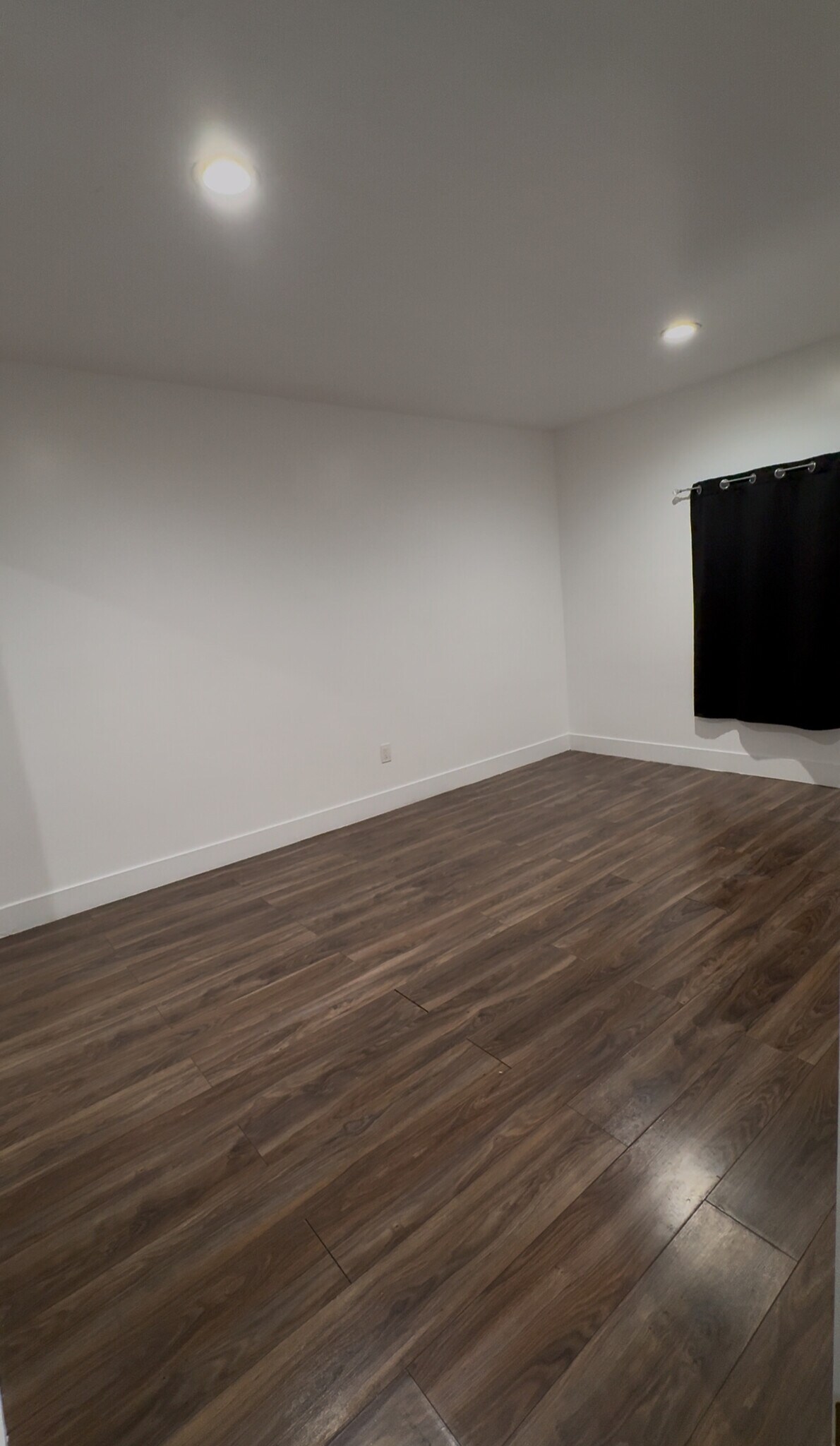 Building Photo - 12981 Branford St