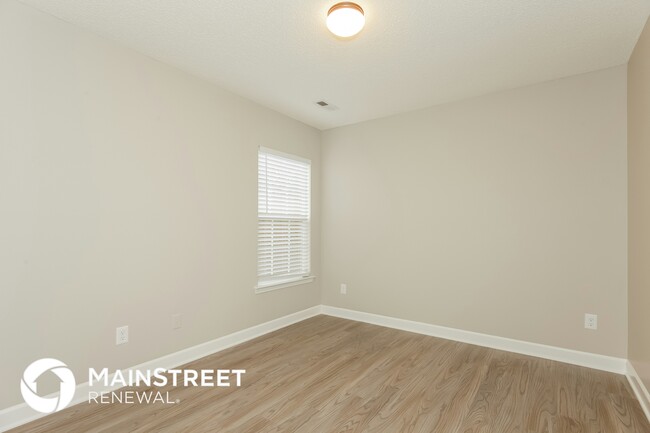 Building Photo - 4346 Fescue Pl SW