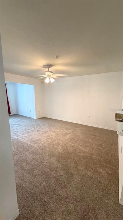 Building Photo - 5459 Vineland Rd