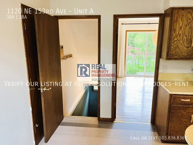 Building Photo - 1120 NE 153rd Ave