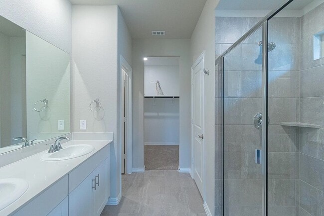 Building Photo - 2209 Dunbar Dr