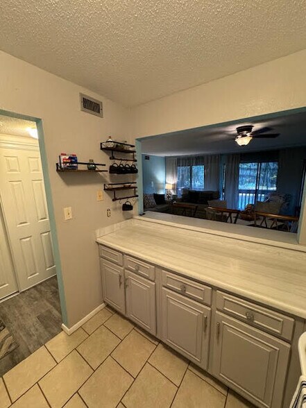 Building Photo - 109 Kona Villa