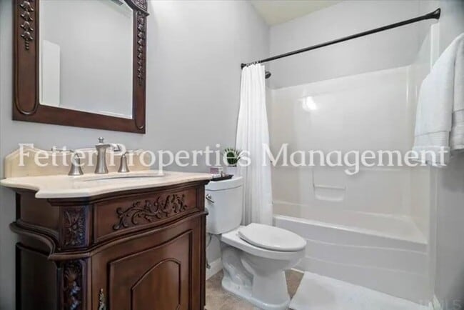 Building Photo - Stunning 4 Bedroom in Cayman Ridge