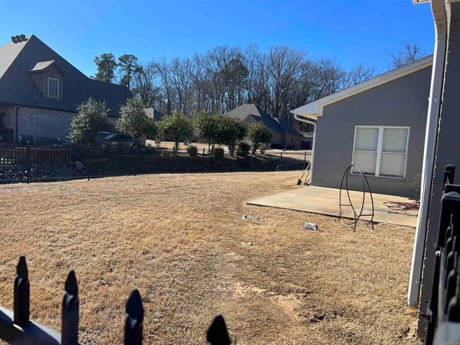Building Photo - 2703 Crooked Stick Dr