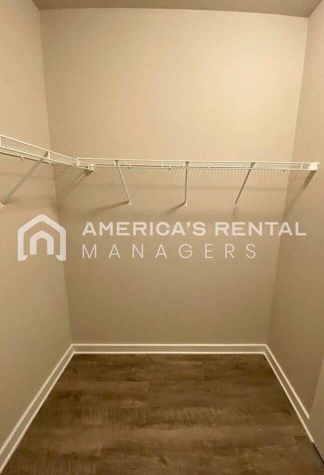 Building Photo - Home for Rent in Jasper, AL! Available to View Now!!!